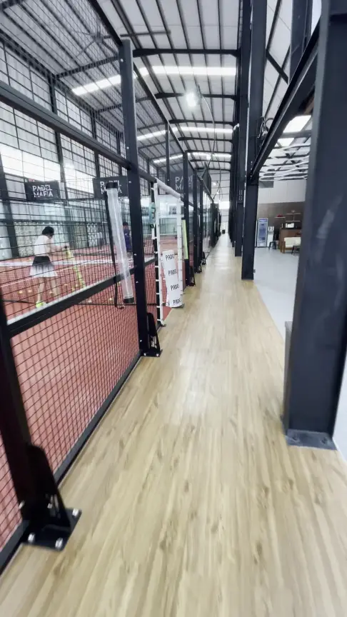 Walkway between courts